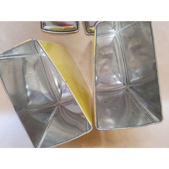 Vintage Lincoln Beautyeare Set of 2 Yellow Metal Storage Containers with Lids - Picture 7 of 16
